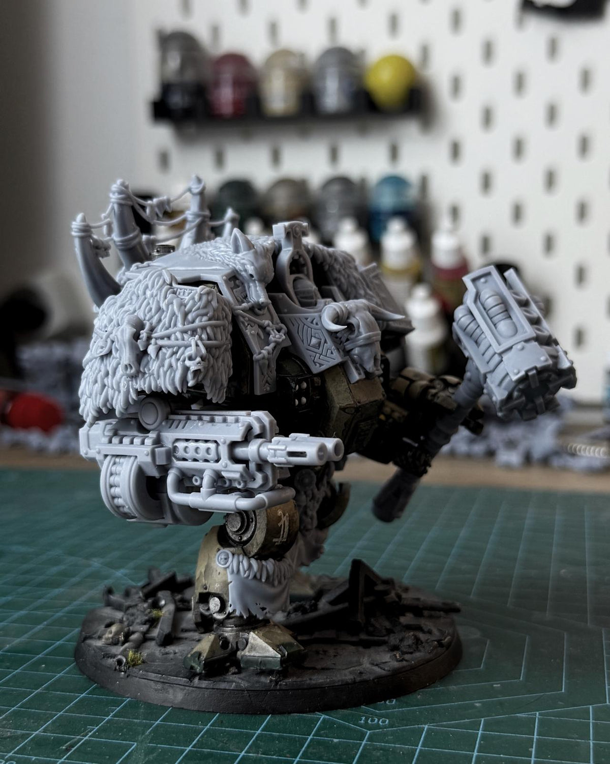 Space Viking Dread Kit – Axe & Shield - resin bit - Sharkass
